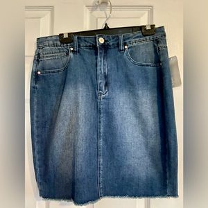 NWT Tractr denim pencil skirt, size L